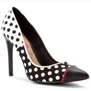 Penny Loves Kenny Myopic Pump Black